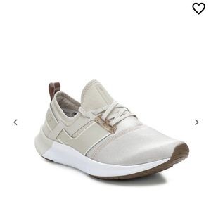 New Balance Nergize Sneakers